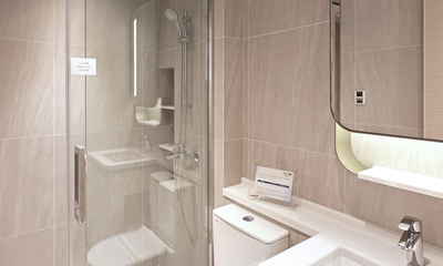 The bathrooms of “Hemma Emerald”  come with fitting-out and sanitary ware. (Disclaimer 9,20,21)